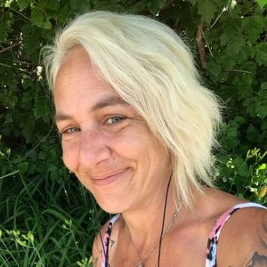 Meet your Posher, Caroline